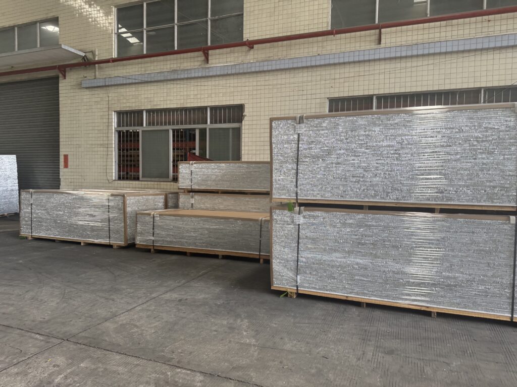 Standard size aluminum honeycomb panels in stock