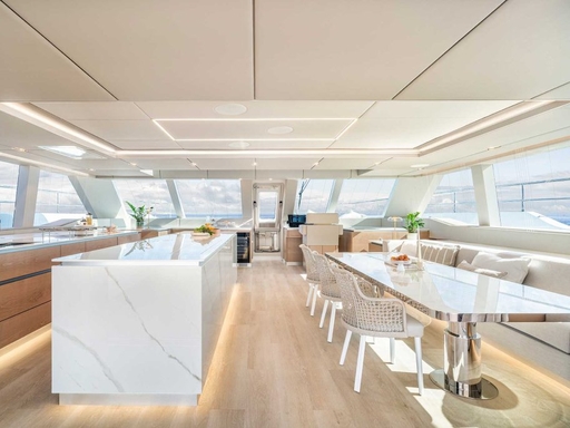 Lightweight panels for yacht and catamaran interior applications