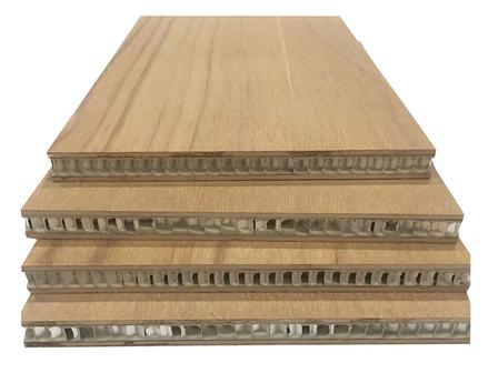 Marine plywood panel for comparison with aluminum honeycomb panel